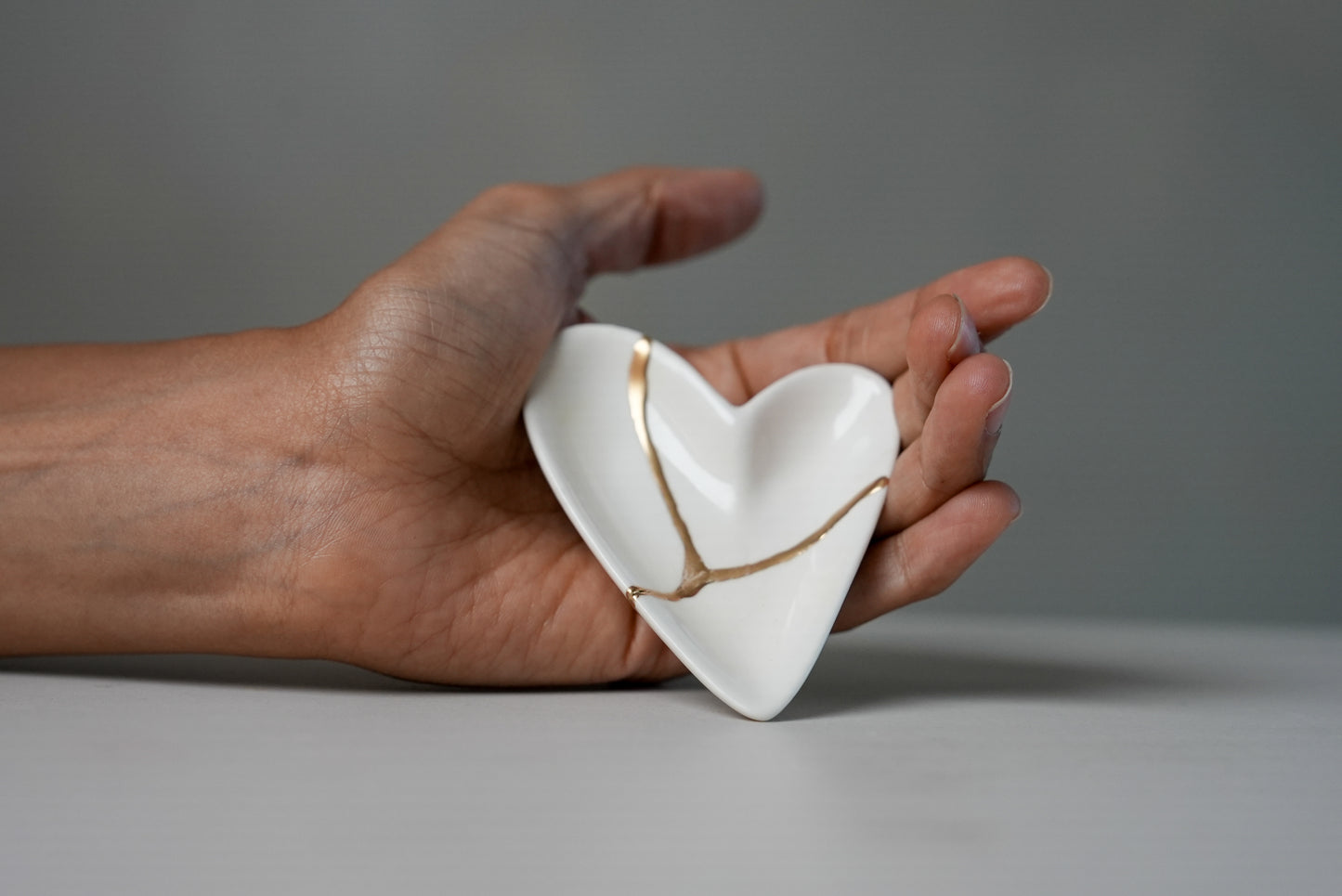 Kintsugi White Heart Ring Dish
